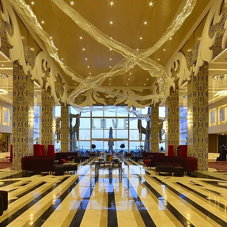 Hotel Azura Deluxe & 5*